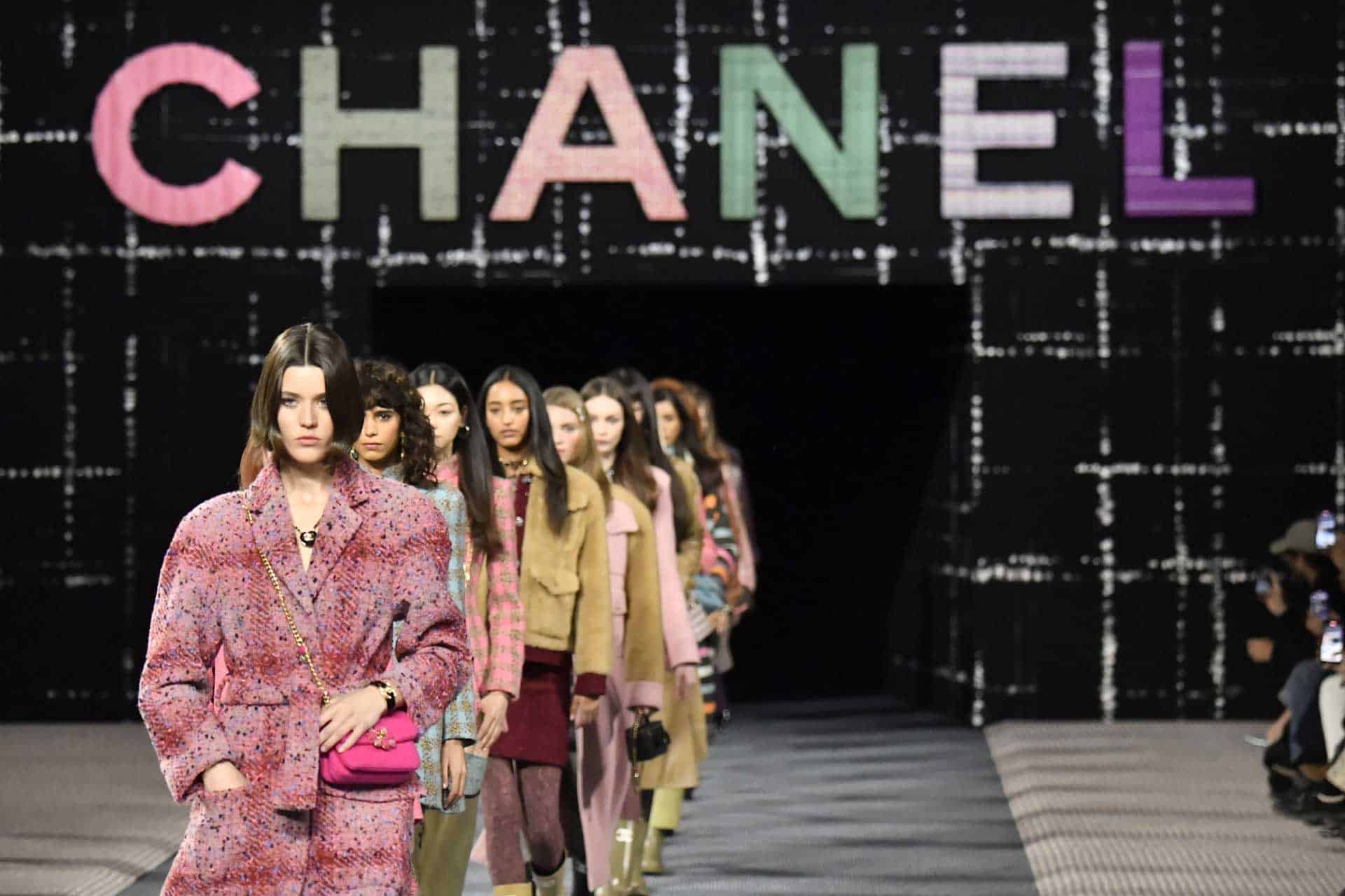 Chanel celebrates Paris Fashion Week with iconic tweeds